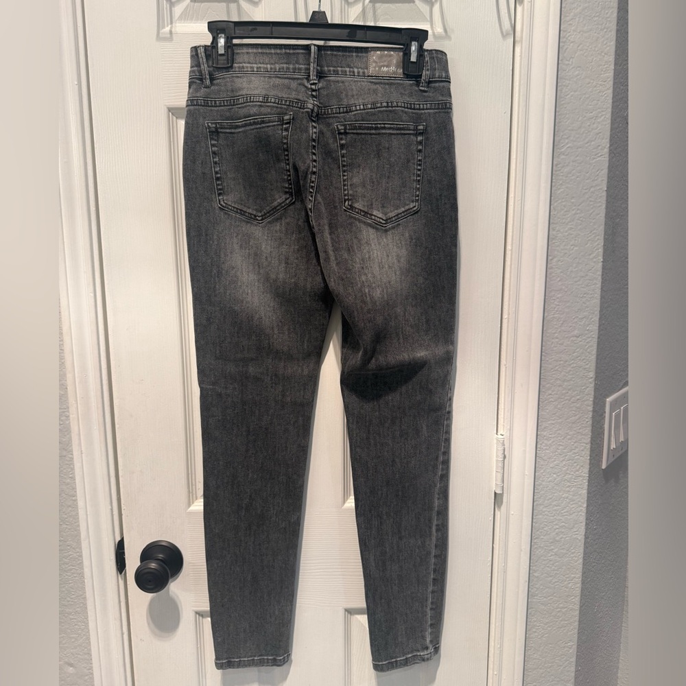 💜🔥💙MetHara Dark GrayJeans Size 6 | Mid Rise Stretch Denim | Faded Wash - Picture 2 of 5